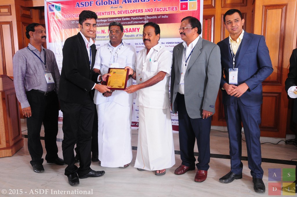 Pradeep Rajagopalan @ receiving award 2015